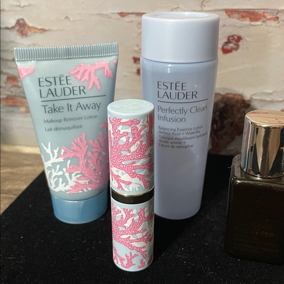 Estee Lauder Skincare Collection. New never used. - Picture 2 of 11
